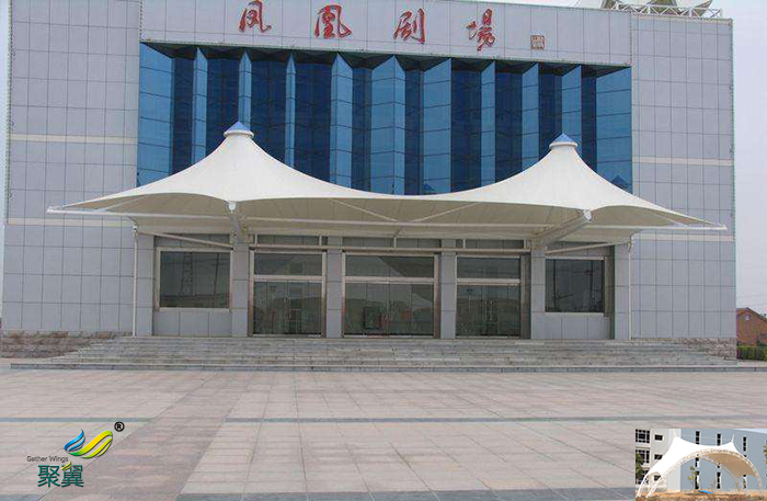 重慶屋頂社區(qū)活動張拉舞臺膜結(jié)構(gòu)效果圖